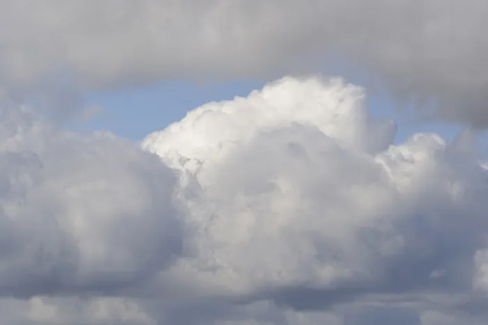 Gerahmter Druck : Wolkenbildung, Cumuluswolken. Gerahmter Druck : Wolkenbildung, Cumuluswolken.