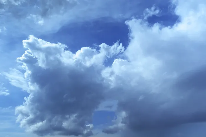 Gerahmter Druck : Wolkenformationen, Rumänien. Gerahmter Druck : Wolkenformationen, Rumänien.