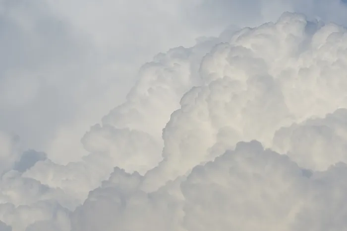 Gerahmter Druck : Wolkenformationen von Cumulus- Wolken Gerahmter Druck : Wolkenformationen von Cumulus- Wolken