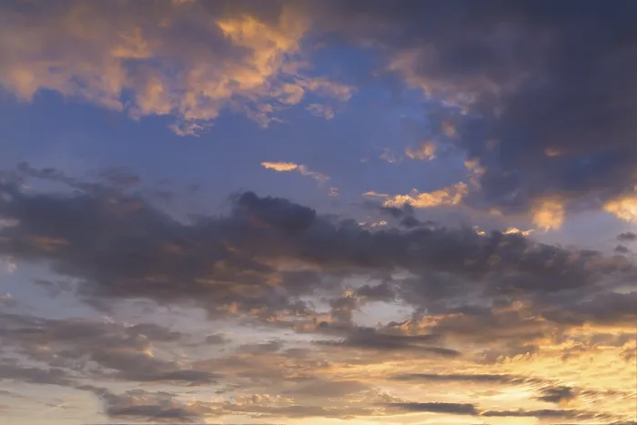 Gerahmter Druck : Abendwolken über Bayern, Deutschland Gerahmter Druck : Abendwolken über Bayern, Deutschland