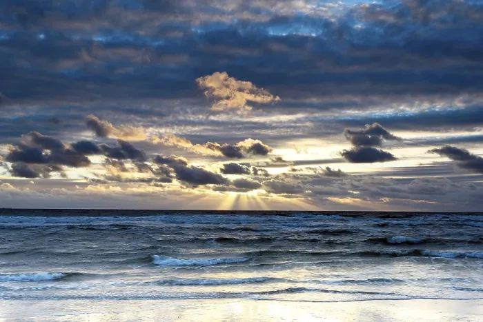 Gerahmter Druck : Wolken über der Nordsee, Texel. Gerahmter Druck : Wolken über der Nordsee, Texel.