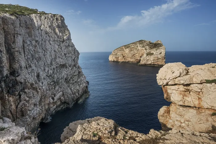 Gerahmter Druck : Küste mit steilen Klippen, Capo Caccia. Gerahmter Druck : Küste mit steilen Klippen, Capo Caccia.