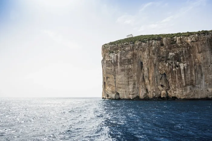 Gerahmter Druck : Küste mit steilen Klippen, Capo Caccia. Gerahmter Druck : Küste mit steilen Klippen, Capo Caccia.