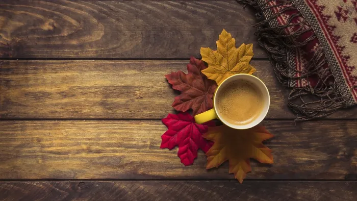 Gerahmter Druck : Kaffee Herbst Ahornblätter Komposition Gerahmter Druck : Kaffee Herbst Ahornblätter Komposition