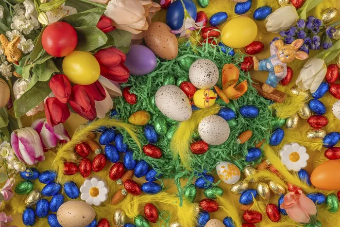 Gerahmter Druck : Farbenfrohes Ostereiarrangement Gerahmter Druck : Farbenfrohes Ostereiarrangement