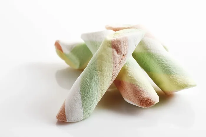 Gerahmter Druck : Farbige Schokomarshmallows