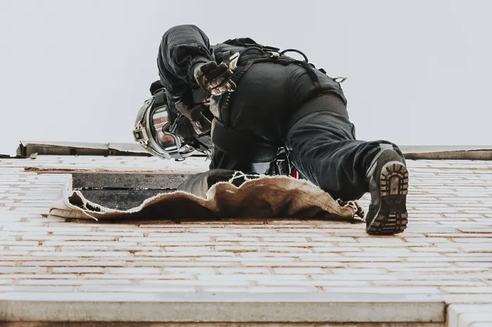 Gerahmter Druck : Zwei Kommandos trainieren am Stützpunkt.