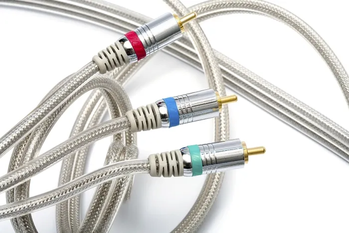 Gerahmter Druck : Kabel für Komponenten mit Goldüberzug. Gerahmter Druck : Kabel für Komponenten mit Goldüberzug.