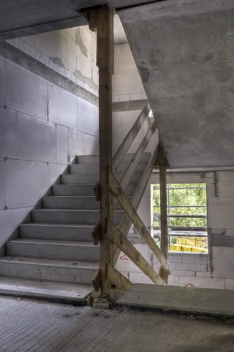 Gerahmter Druck : Baustelle für ein Einfamilienhaus. Gerahmter Druck : Baustelle für ein Einfamilienhaus.