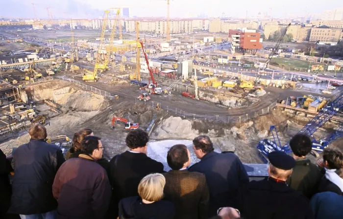 Gerahmter Druck : Bauwerksübersicht Potsdamer Platz Gerahmter Druck : Bauwerksübersicht Potsdamer Platz
