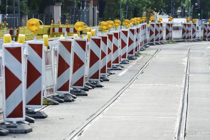 Gerahmter Druck : Bauarbeiten an einer Straße, Deutschland. Gerahmter Druck : Bauarbeiten an einer Straße, Deutschland.