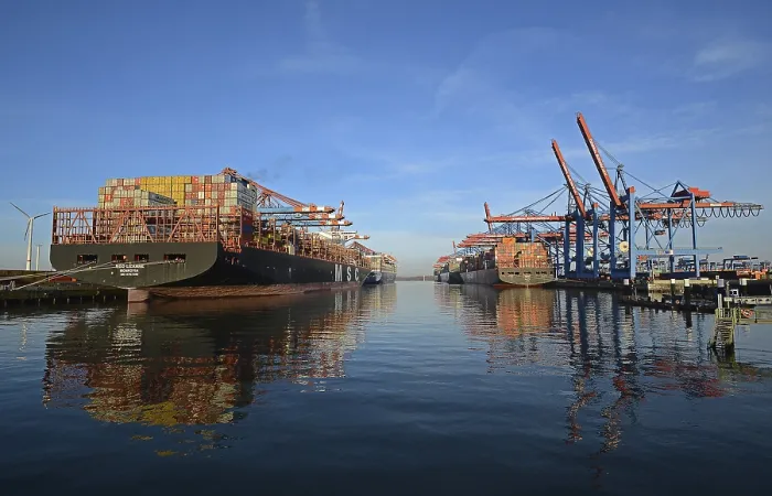 Gerahmter Druck : Container-Schiffe, Container-Terminal Burchardkai Gerahmter Druck : Container-Schiffe, Container-Terminal Burchardkai