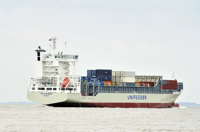 Gerahmter Druck : Kontenauslieferwagen Ida Rambow, IMO-Nummer