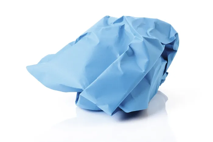 Gerahmter Druck : Gekrümmelter Papierball Gerahmter Druck : Gekrümmelter Papierball