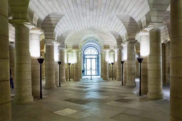 Gerahmter Druck : Das Pantheon-Krypta Gerahmter Druck : Das Pantheon-Krypta