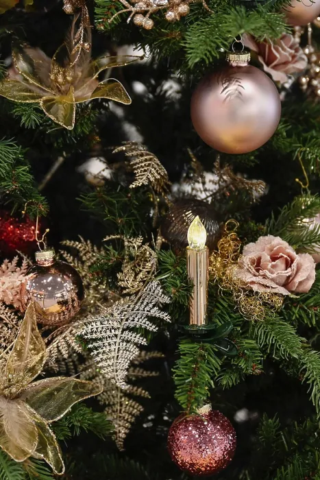 Gerahmter Druck : Detail dekorierte Weihnachtsbaum. Gerahmter Druck : Detail dekorierte Weihnachtsbaum.