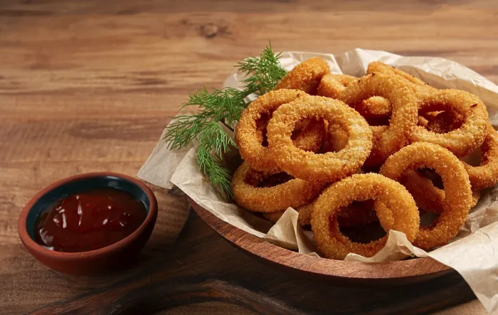 Gerahmter Druck : Pommesring in frittierter Form, Vorspeise Gerahmter Druck : Pommesring in frittierter Form, Vorspeise