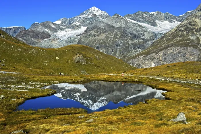 Gerahmter Druck : Dent Blance mit Bergsee-Spiegelung Gerahmter Druck : Dent Blance mit Bergsee-Spiegelung