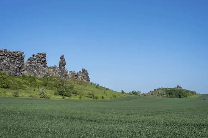 Gerahmter Druck : Teufelsmauer bei Konigsstein, Thale, Weddersleben, Harz, Sachsen-Anhalt, Deutschland Gerahmter Druck : Teufelsmauer bei Konigsstein, Thale, Weddersleben, Harz, Sachsen-Anhalt, Deutschland