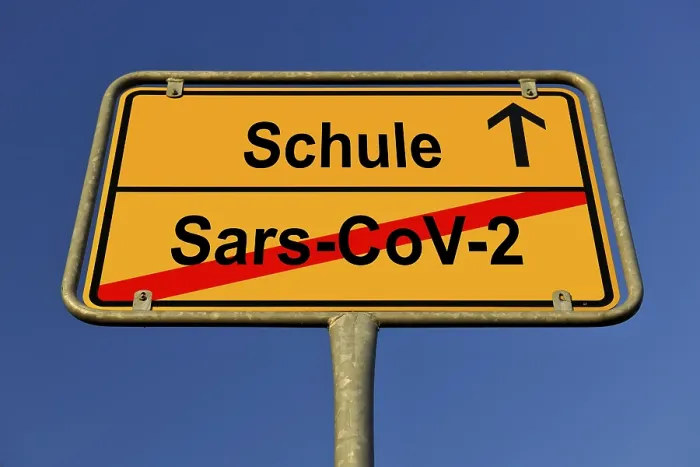 Gerahmter Druck : Digitale Komposition, symbolische Abbildung. Gerahmter Druck : Digitale Komposition, symbolische Abbildung.