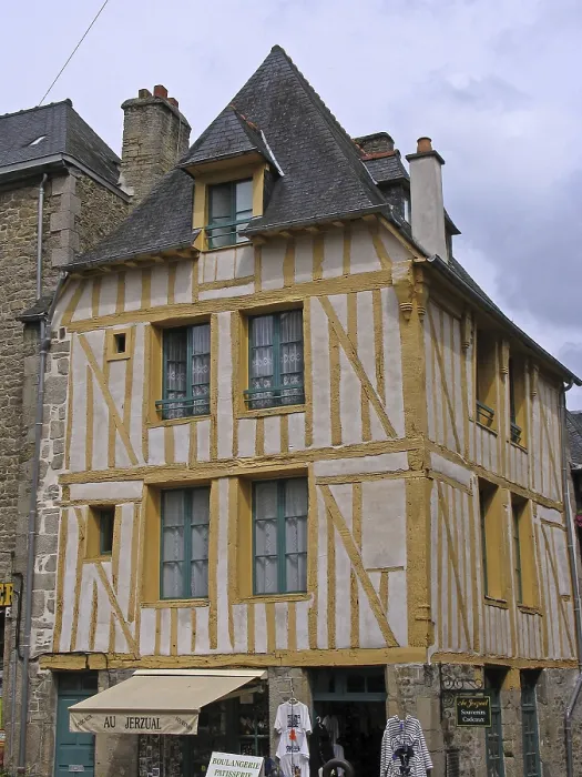 Gerahmter Druck : Dinan, Holzhäuser mit Fachwerk. Gerahmter Druck : Dinan, Holzhäuser mit Fachwerk.