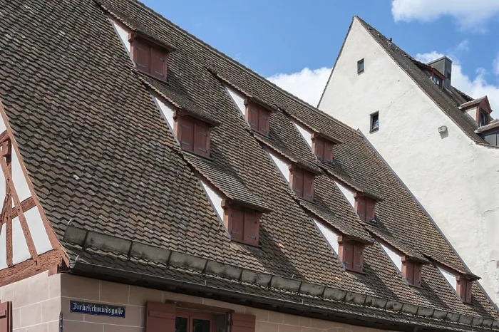 Gerahmter Druck : Dachgauben auf dem ehemaligen Scheunen. Gerahmter Druck : Dachgauben auf dem ehemaligen Scheunen.
