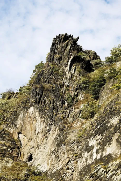 Gerahmter Druck : Drachenloch-Höhle, unten links. Gerahmter Druck : Drachenloch-Höhle, unten links.
