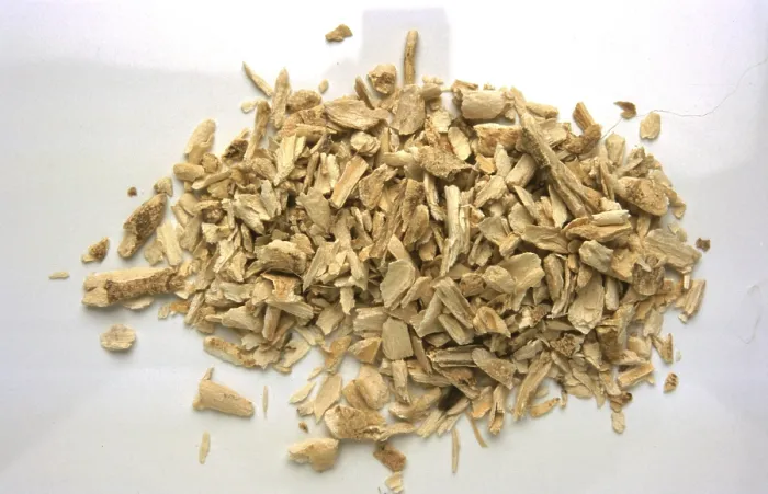 Gerahmter Druck : Trockene Diptamwurzel Gerahmter Druck : Trockene Diptamwurzel