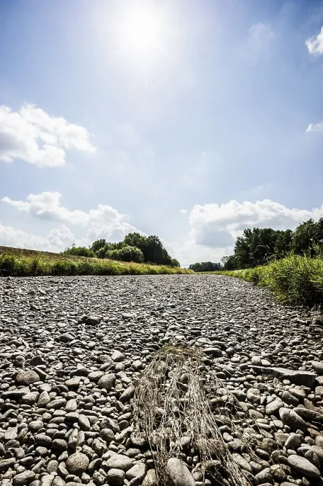 Gerahmter Druck : Trockenfluss, Klimawandel. Gerahmter Druck : Trockenfluss, Klimawandel.