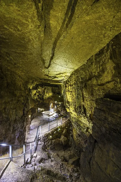 Gerahmter Druck : Höhlen mit Stalaktiten, Erdmannshöhle Gerahmter Druck : Höhlen mit Stalaktiten, Erdmannshöhle