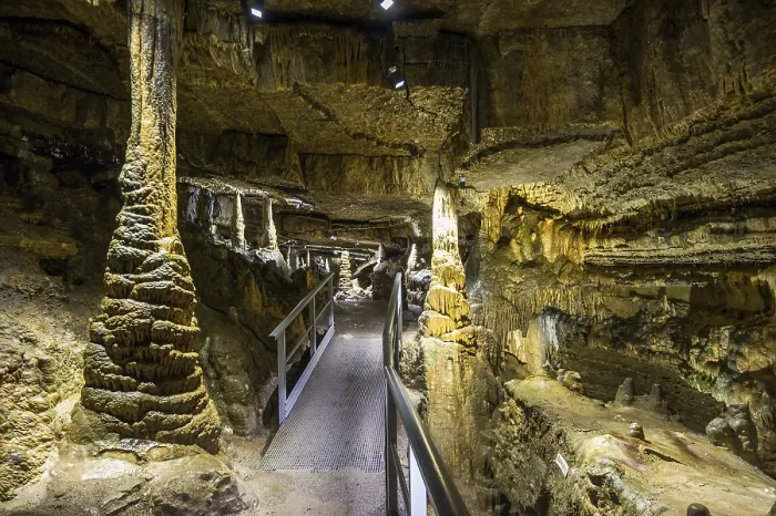 Gerahmter Druck : Höhlensinterhöhle, Erdmannshöhle Gerahmter Druck : Höhlensinterhöhle, Erdmannshöhle