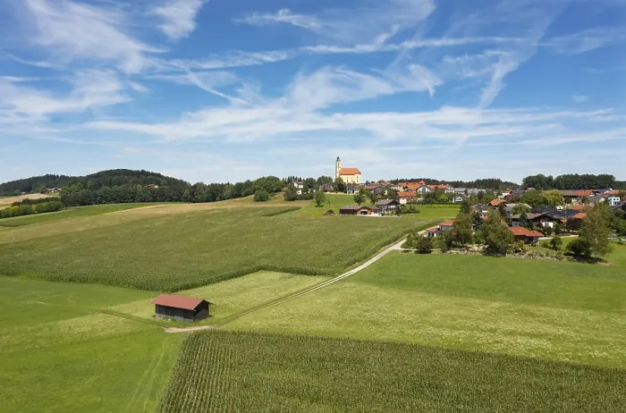 Gerahmter Druck : Blick auf Moosdorf, Innviertel, Oberösterreich Gerahmter Druck : Blick auf Moosdorf, Innviertel, Oberösterreich