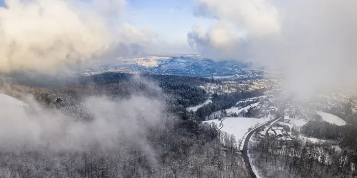 Gerahmter Druck : Drohnenbild, Winter im Remstal. Gerahmter Druck : Drohnenbild, Winter im Remstal.