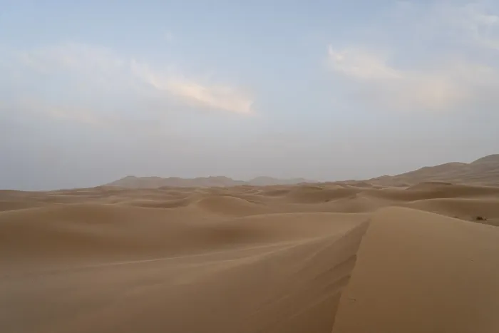 Gerahmter Druck : Dünenlandschaft in der Sahara, Merzouga, Erg Chebbi, Marokko Gerahmter Druck : Dünenlandschaft in der Sahara, Merzouga, Erg Chebbi, Marokko