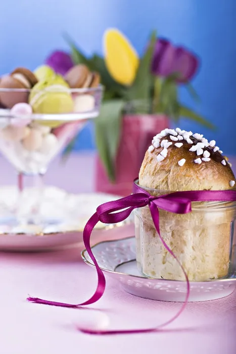 Gerahmter Druck : Die Osterinstallation mit Ostbrot. Gerahmter Druck : Die Osterinstallation mit Ostbrot.