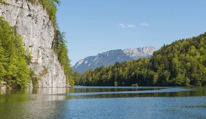 Gerahmter Druck : Echowand am Königssee, Echo-Wand. Gerahmter Druck : Echowand am Königssee, Echo-Wand.