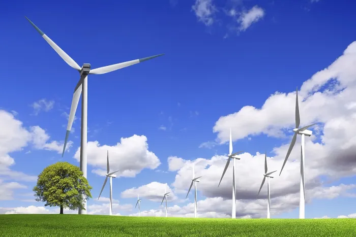 Gerahmter Druck : Energie-Windturbinen