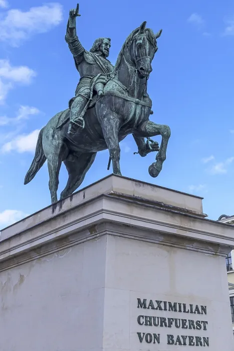 Gerahmter Druck : Reiterdenkmal von Maximilian I. Gerahmter Druck : Reiterdenkmal von Maximilian I.
