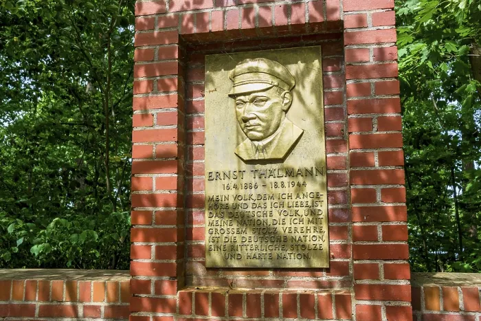 Gerahmter Druck : Denkmal Ernst Thälmann, Templin Gerahmter Druck : Denkmal Ernst Thälmann, Templin