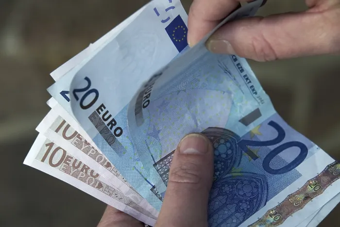 Gerahmter Druck : Europäische Notenbanknote Gerahmter Druck : Europäische Notenbanknote