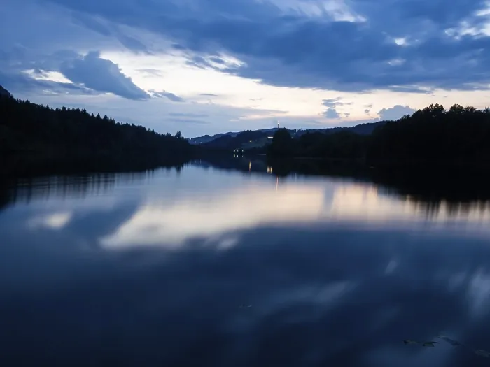 Gerahmter Druck : Abendatmosphäre am Rauschelesee. Gerahmter Druck : Abendatmosphäre am Rauschelesee.