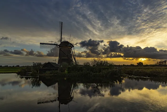 Gerahmter Druck : Abend bei Kinderdijk, Niederlande. Gerahmter Druck : Abend bei Kinderdijk, Niederlande.