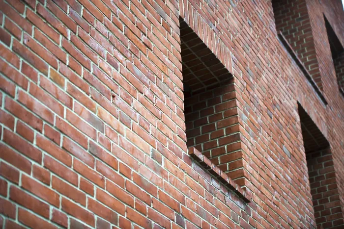 Gerahmter Druck : Fassade eines Backsteinbaus in Berlin Gerahmter Druck : Fassade eines Backsteinbaus in Berlin