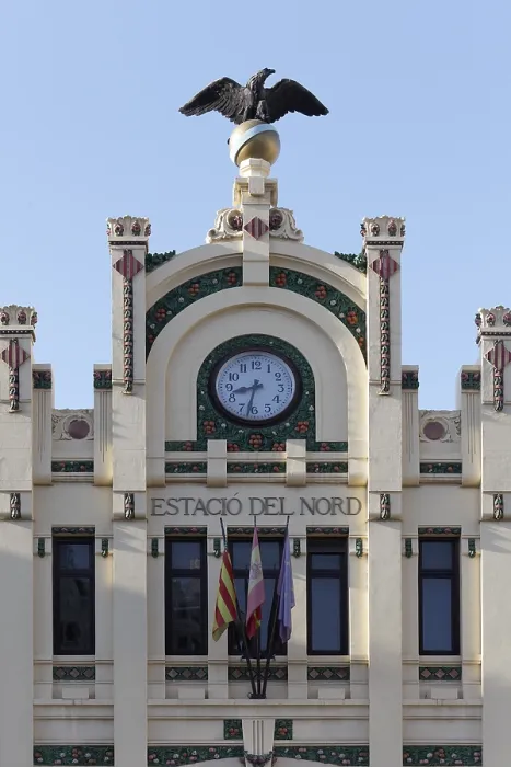 Gerahmter Druck : Fassade mit Uhr, Zentralbahnhof Gerahmter Druck : Fassade mit Uhr, Zentralbahnhof