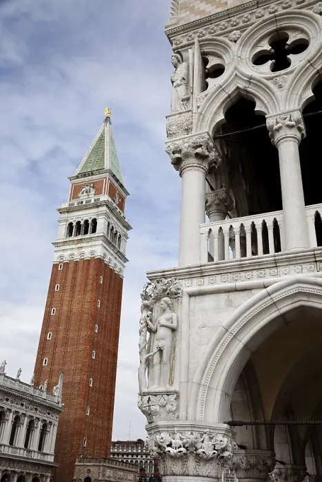 Gerahmter Druck : Das berühmte St.-Markus-Platz in Venedig. Gerahmter Druck : Das berühmte St.-Markus-Platz in Venedig.