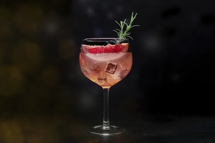 Gerahmter Druck : Frisches Obst-Cocktail. Gerahmter Druck : Frisches Obst-Cocktail.