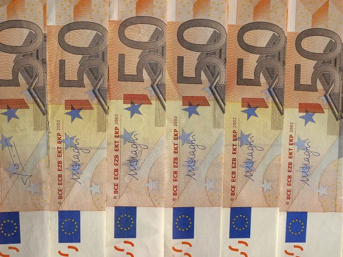 Gerahmter Druck : Fünfzig-Euro-Scheine Gerahmter Druck : Fünfzig-Euro-Scheine