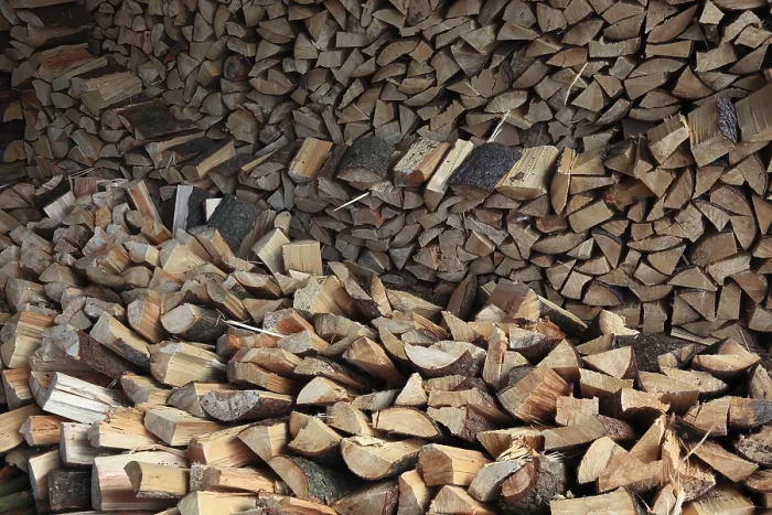 Gerahmter Druck : Holz, gespaltenes Holz. Gerahmter Druck : Holz, gespaltenes Holz.