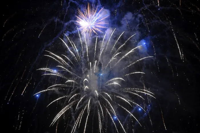 Gerahmter Druck : Fireworks Gerahmter Druck : Fireworks