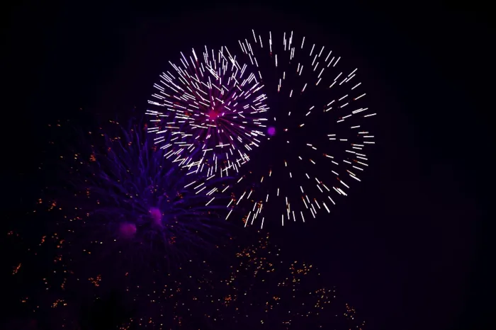 Gerahmter Druck : Fireworks Gerahmter Druck : Fireworks